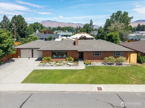 1112 Cedar Street Wenatchee WA 98801