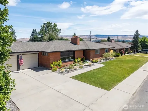 1112 Cedar Street Wenatchee WA 98801