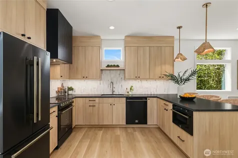 3636 Greenwood Avenue N Seattle WA 98103