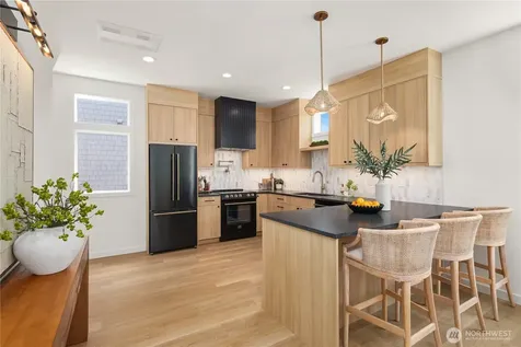 3636 Greenwood Avenue N Seattle WA 98103