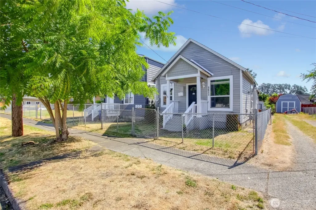 5411 S Warner Street Tacoma WA 98409