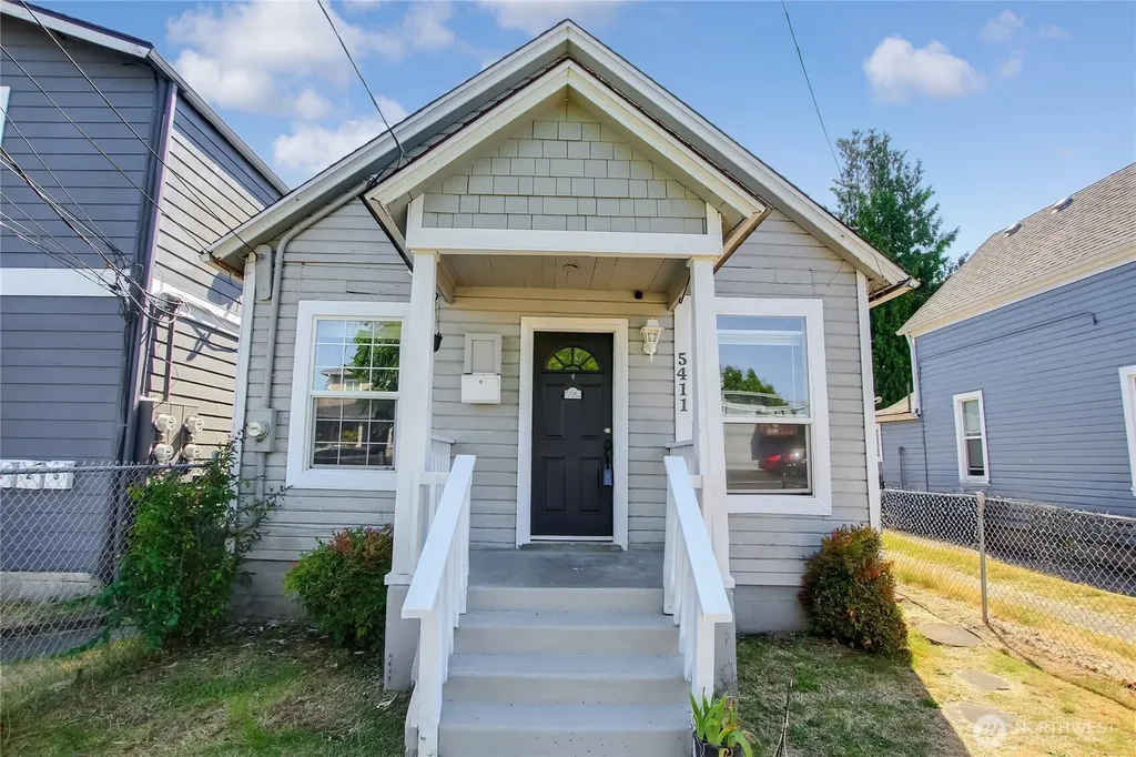 5411 S Warner Street Tacoma WA 98409
