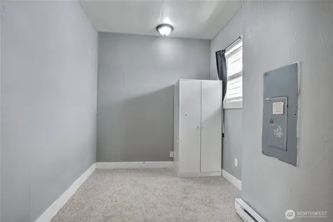 5411 S Warner Street Tacoma WA 98409