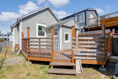 5411 S Warner Street Tacoma WA 98409