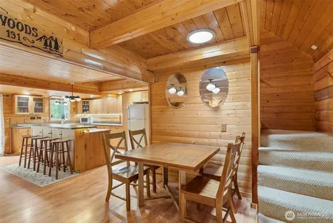 191 Northwoods Cabin Cougar WA 98616