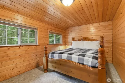 191 Northwoods Cabin Cougar WA 98616