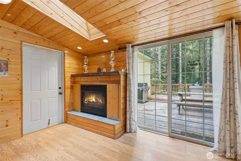 191 Northwoods Cabin Cougar WA 98616