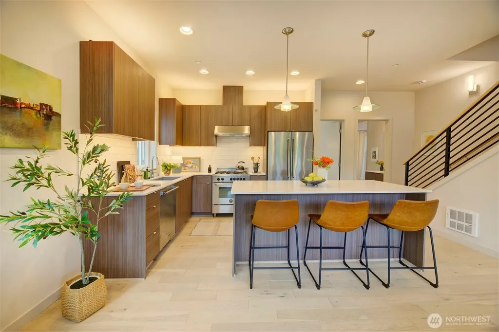 3834 California Avenue SW Seattle WA 98116