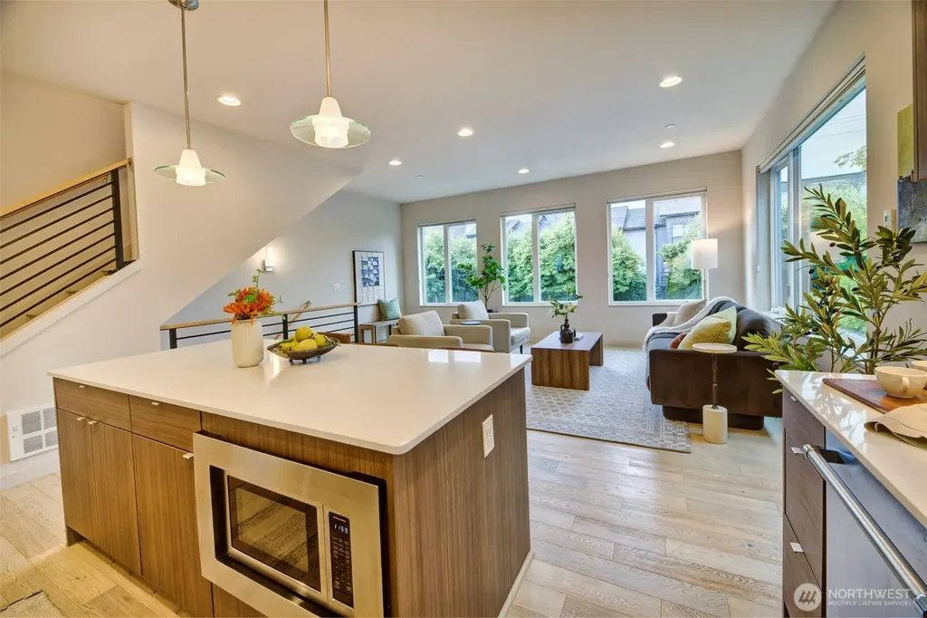 3834 California Avenue SW Seattle WA 98116