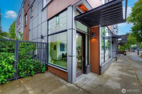 3834 California Avenue SW Seattle WA 98116