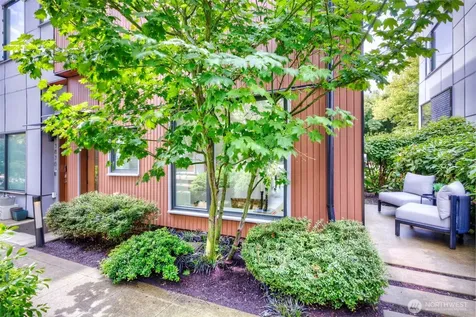 3834 California Avenue SW Seattle WA 98116