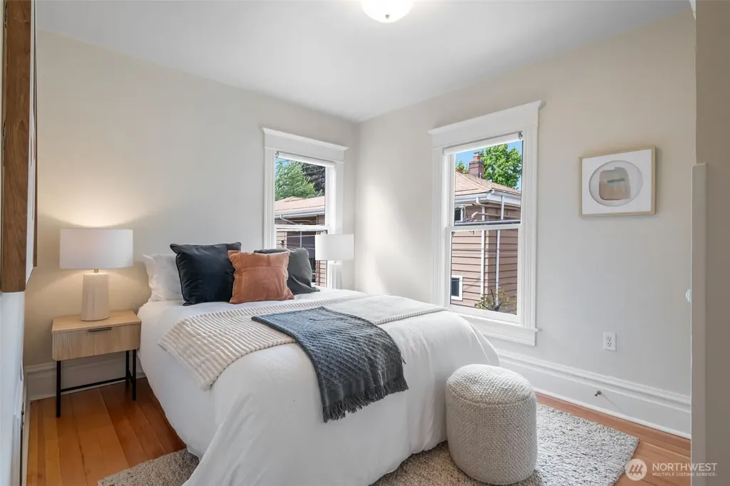 1715 E Mercer Street Seattle WA 98112