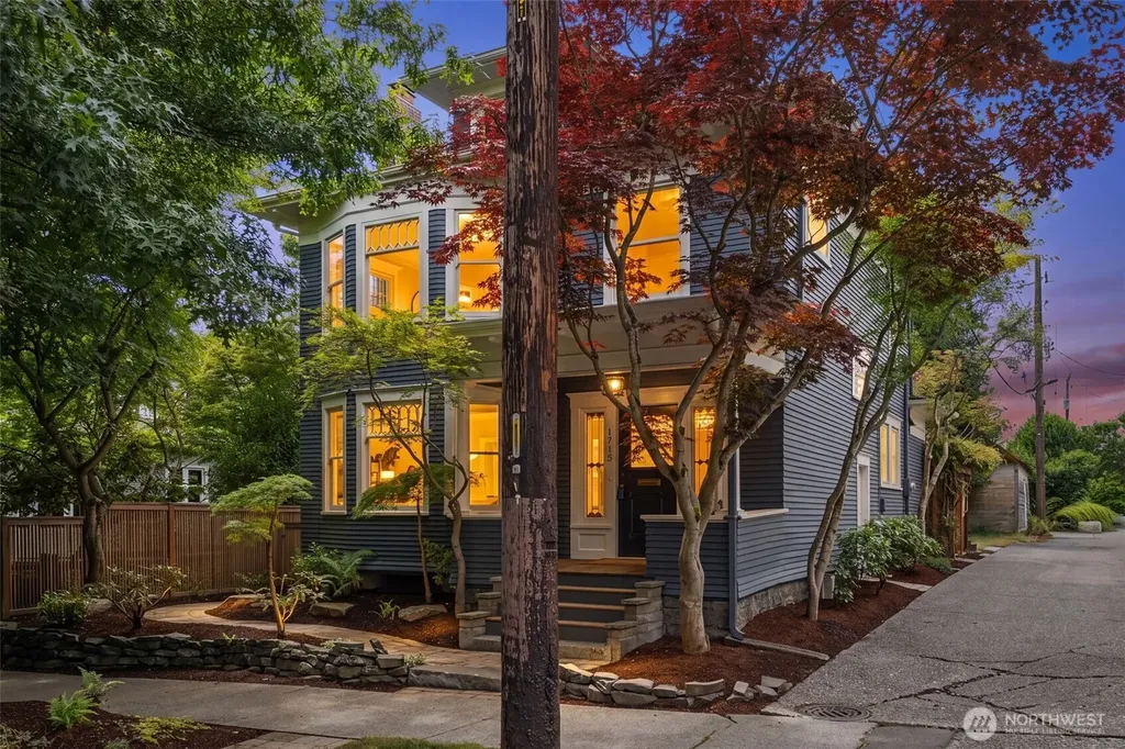 1715 E Mercer Street Seattle WA 98112