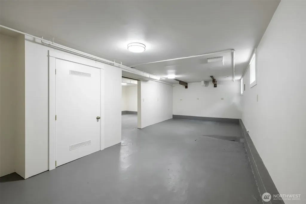 1715 E Mercer Street Seattle WA 98112