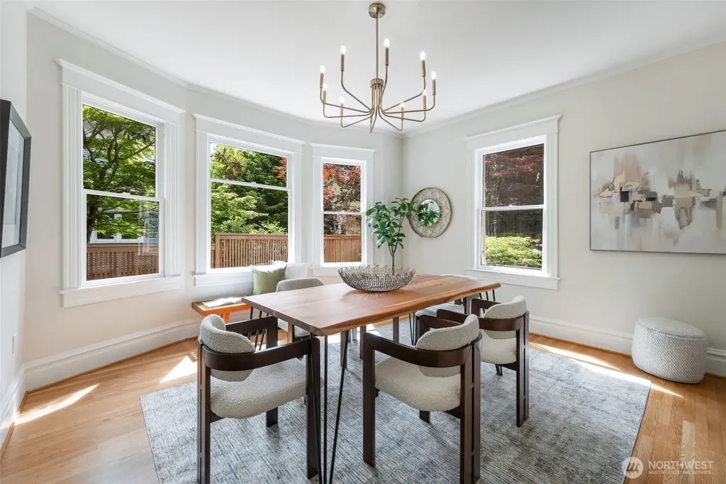 1715 E Mercer Street Seattle WA 98112