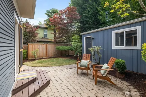 1715 E Mercer Street Seattle WA 98112