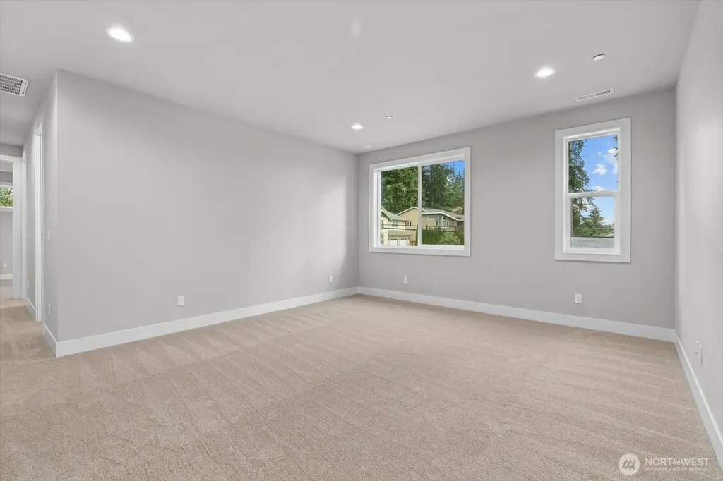 15058 75th Ave NE Kenmore WA 98028