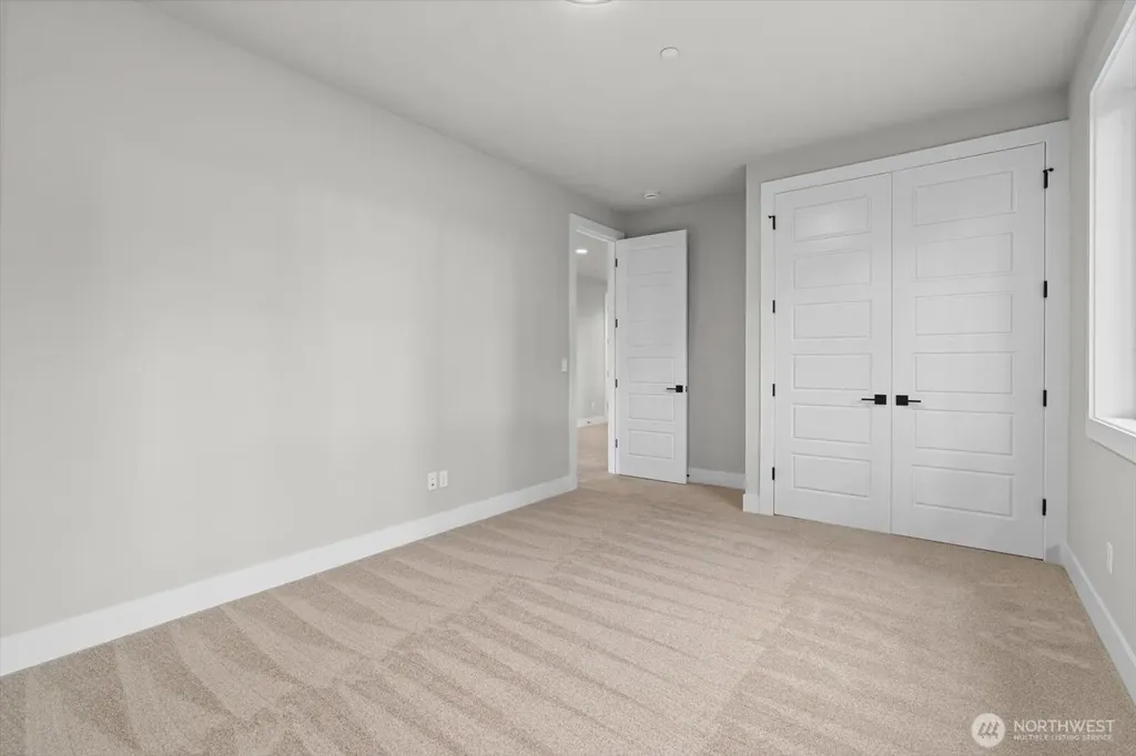 15058 75th Ave NE Kenmore WA 98028