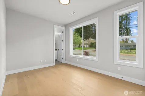 15058 75th Ave NE Kenmore WA 98028