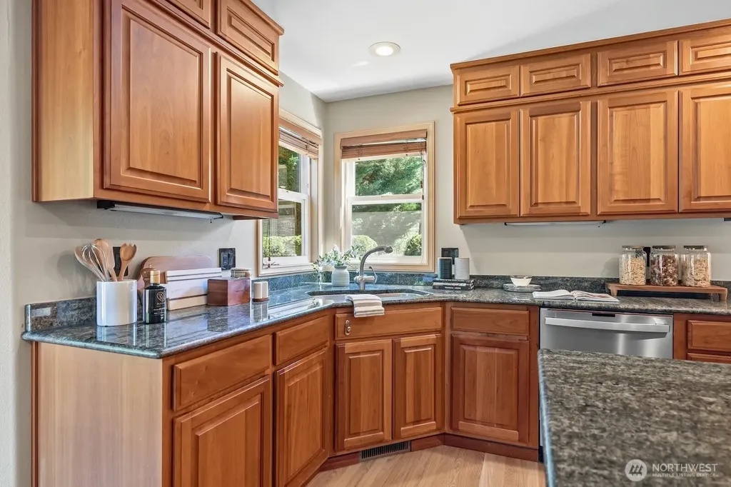 18009 Ambleside Court Arlington WA 98223