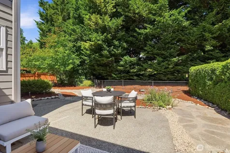 18009 Ambleside Court Arlington WA 98223