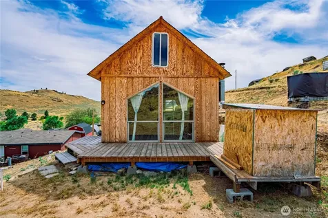 20 Timothy Lane Brewster WA 98812