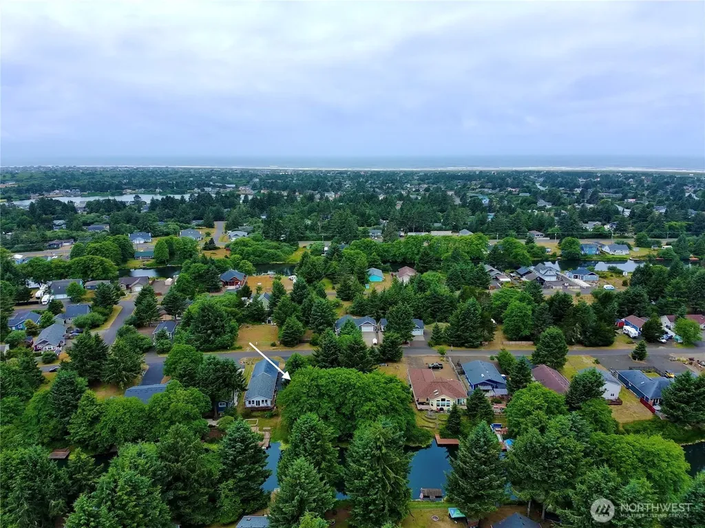 772 Island Circle SE Ocean Shores WA 98569