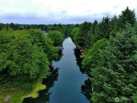 772 Island Circle SE Ocean Shores WA 98569