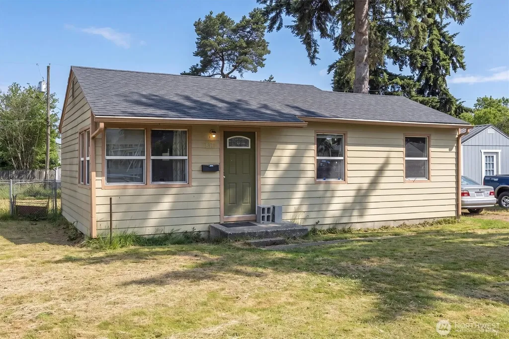 311 Cypress Street Longview WA 98632