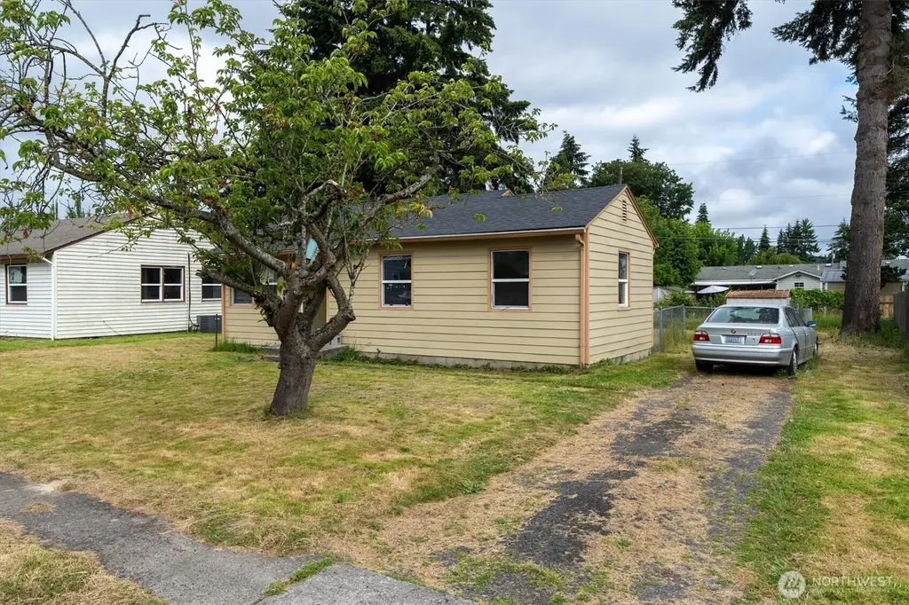 311 Cypress Street Longview WA 98632