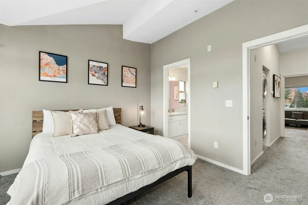 11560 Stone Avenue N Seattle WA 98133