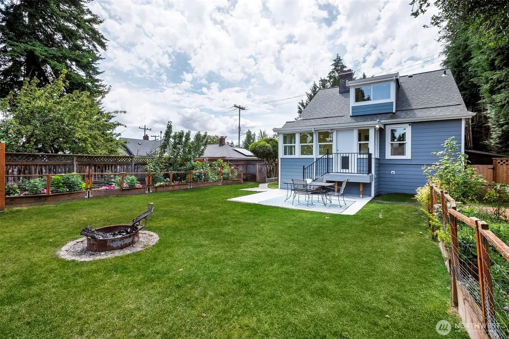 610 125th Street Seattle WA 98133