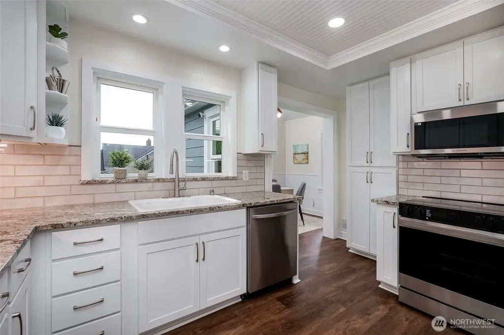 610 125th Street Seattle WA 98133