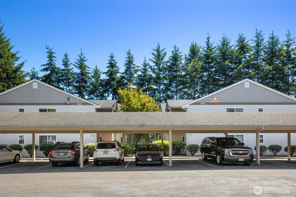 19726 50th W Lynnwood WA 98036