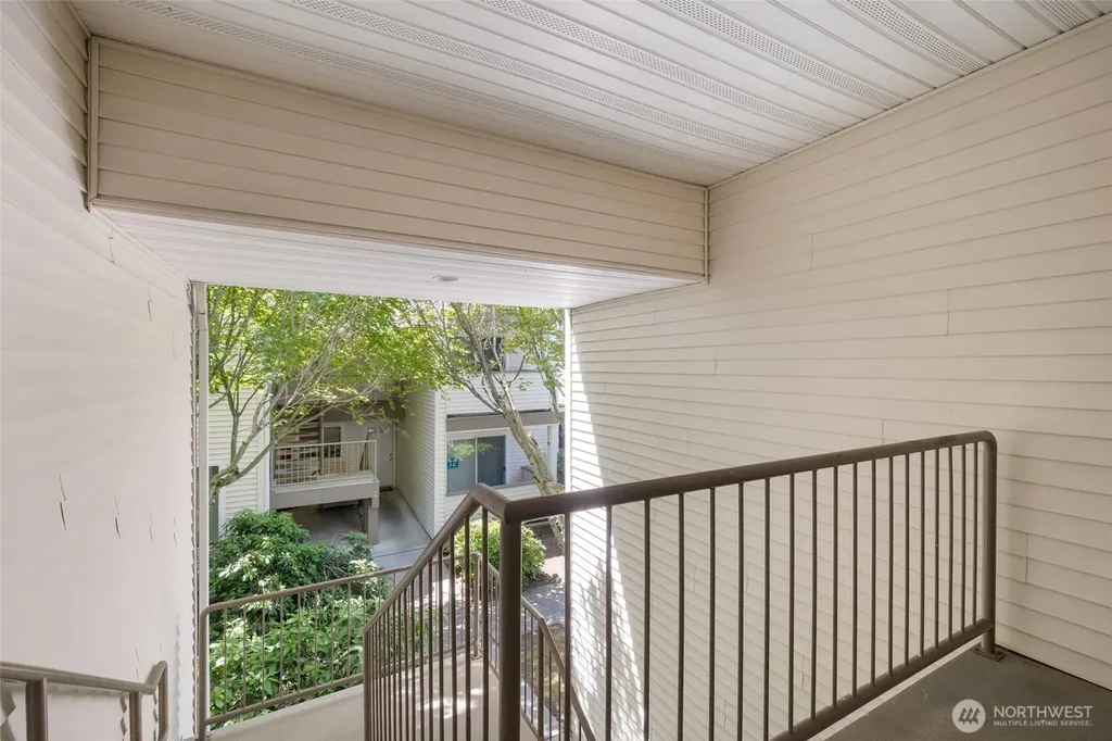 19726 50th W Lynnwood WA 98036