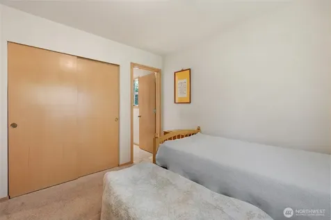 19726 50th W Lynnwood WA 98036