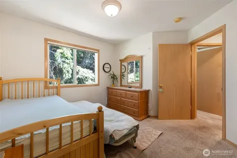 19726 50th W Lynnwood WA 98036