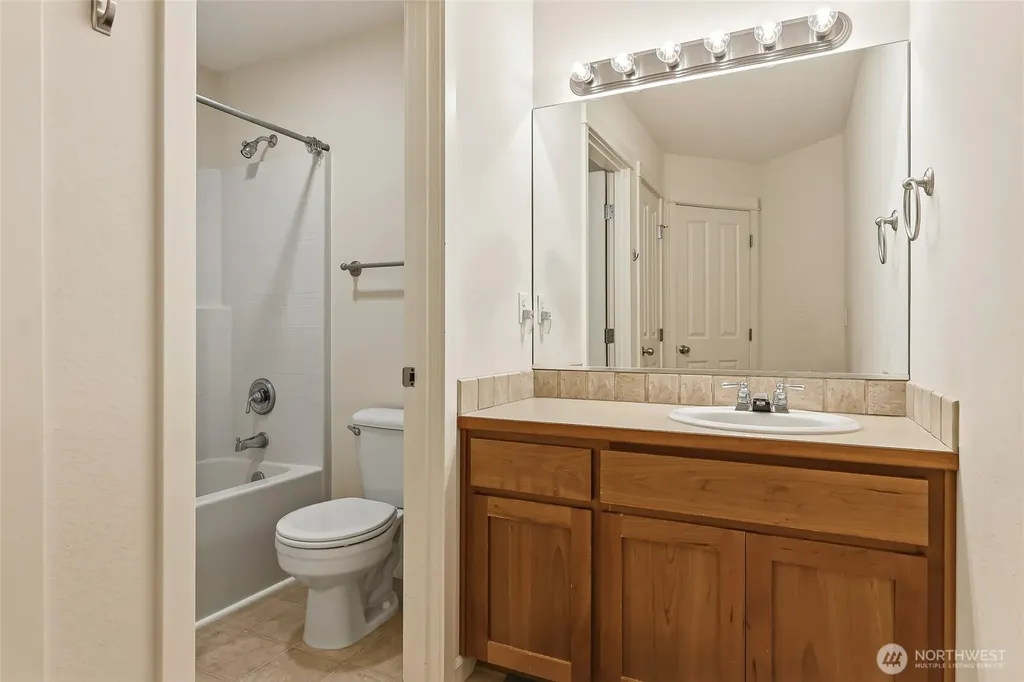 14519 144th Avenue E Orting WA 98360