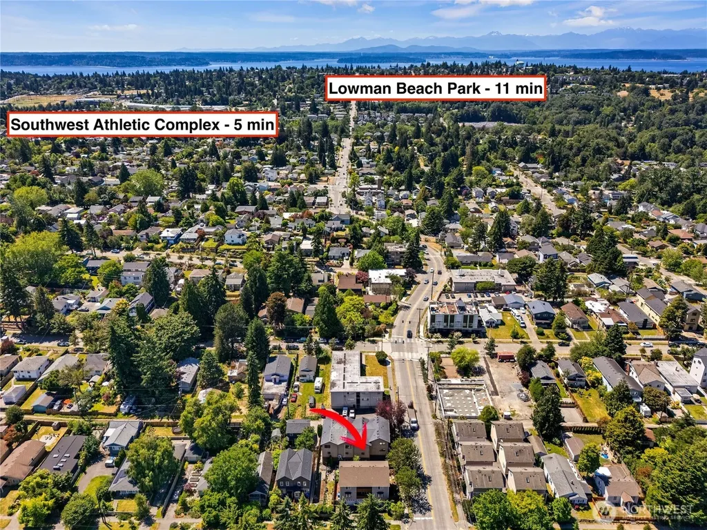 7703 11 Avenue SW Seattle WA 98106