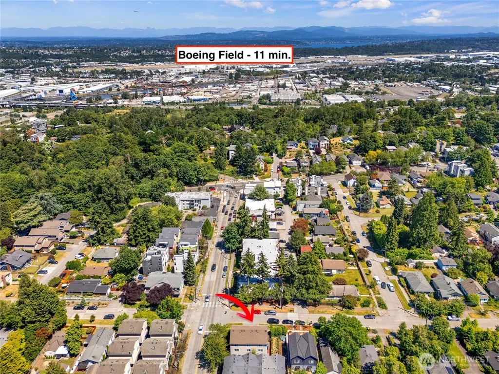 7703 11 Avenue SW Seattle WA 98106