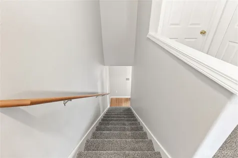 7703 11 Avenue SW Seattle WA 98106
