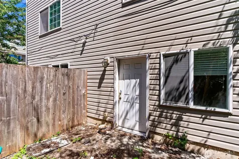 7703 11 Avenue SW Seattle WA 98106