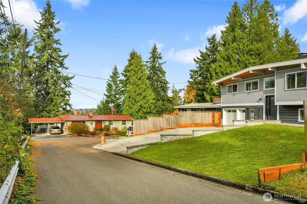 15836 43rd Avenue S Tukwila WA 98188