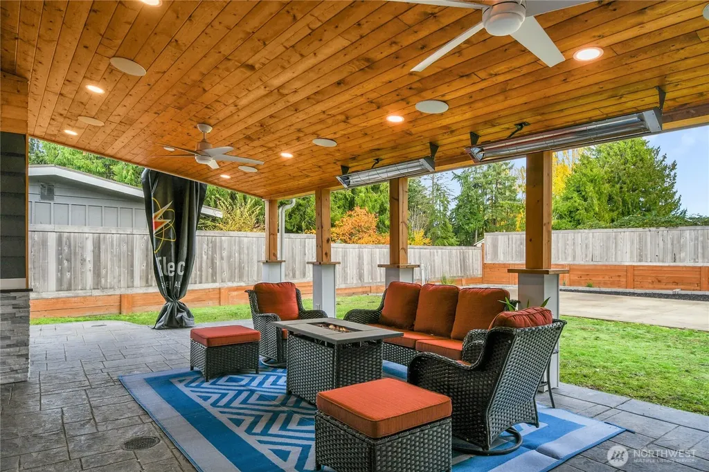 15836 43rd Avenue S Tukwila WA 98188