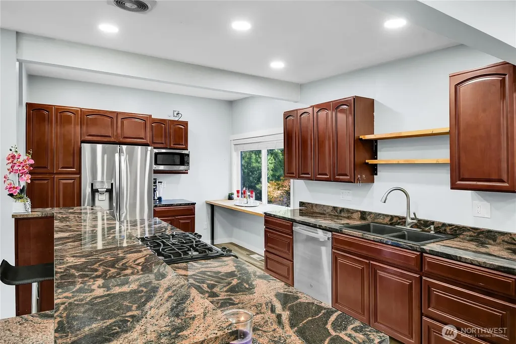 15836 43rd Avenue S Tukwila WA 98188