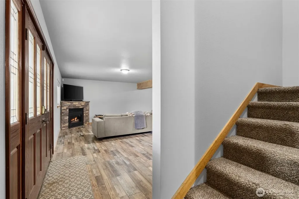 233 Devereese Road Chehalis WA 98532