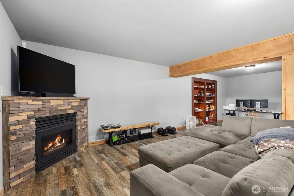 233 Devereese Road Chehalis WA 98532