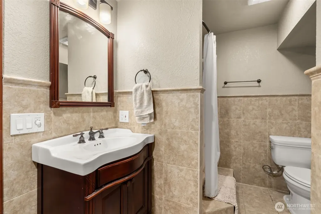 233 Devereese Road Chehalis WA 98532