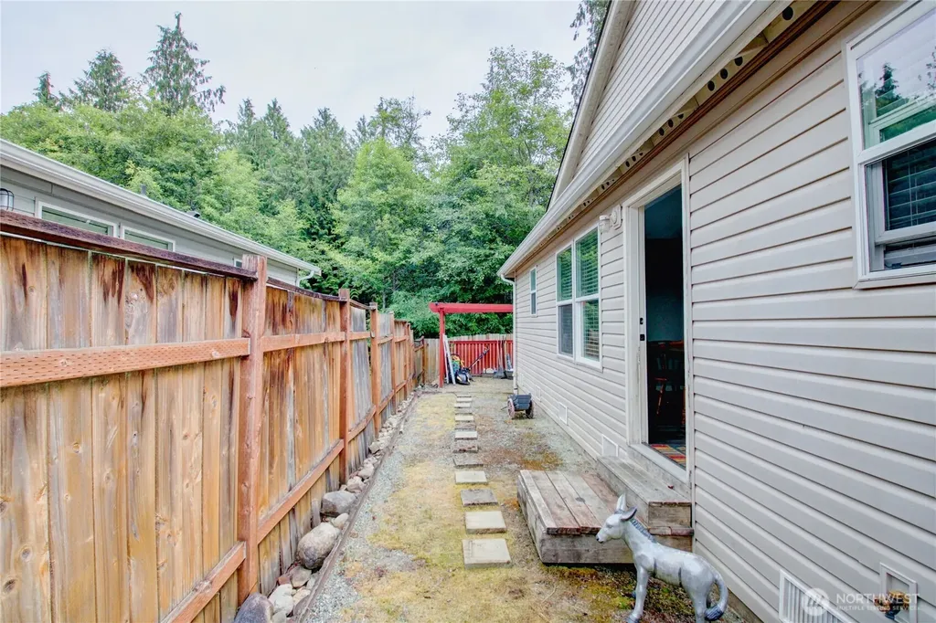 3205 Arbor Street Mount Vernon WA 98273