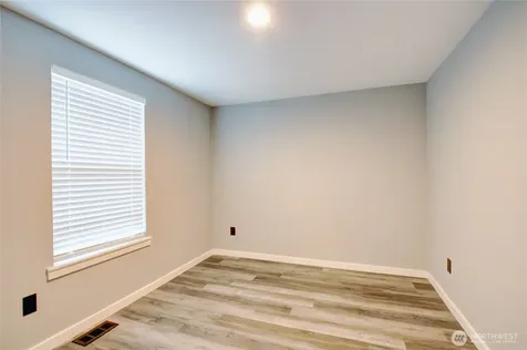 3205 Arbor Street Mount Vernon WA 98273